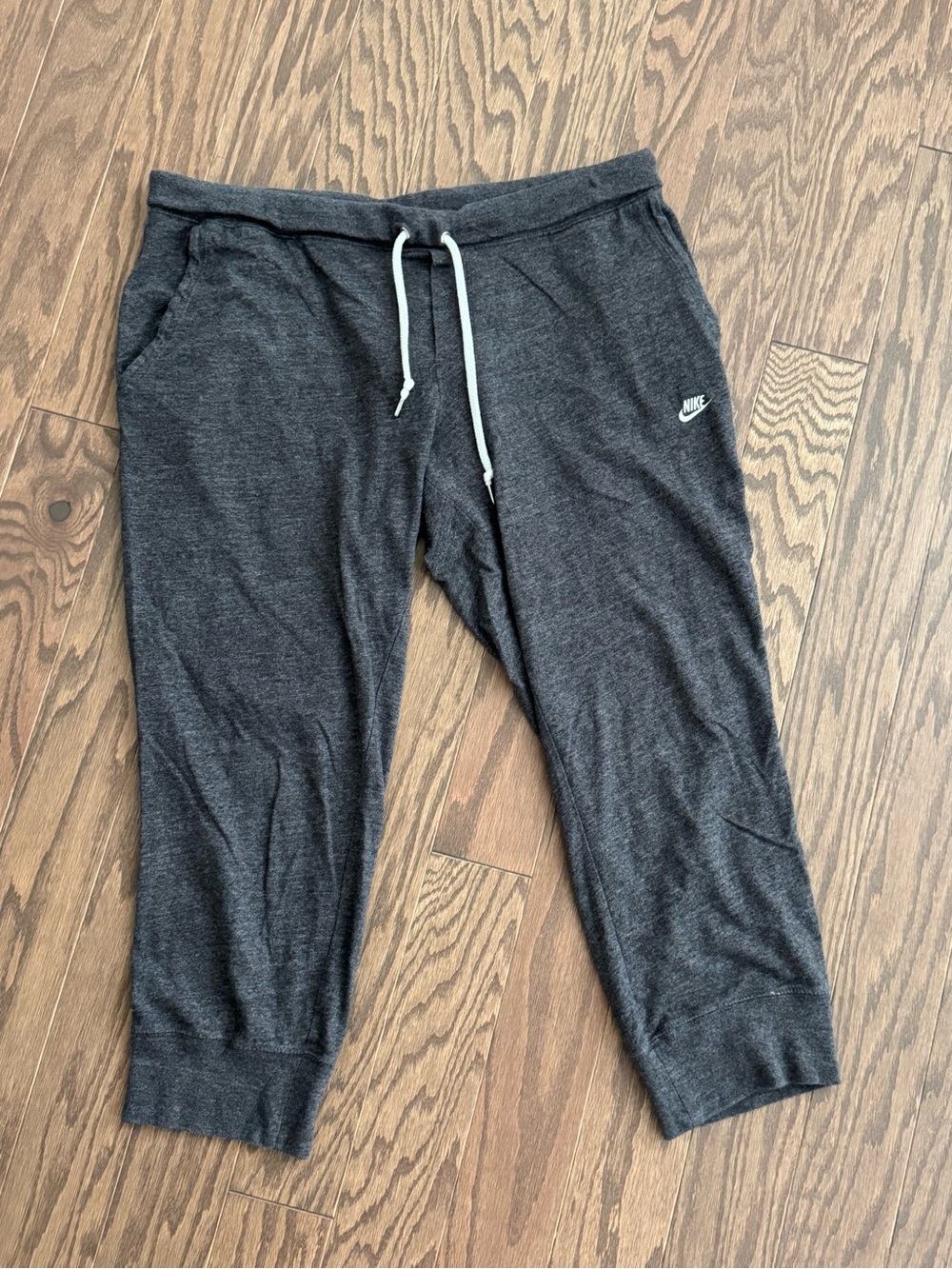 Nike Dark Gray Drawstring Capri Sweatpants